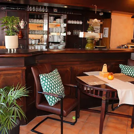 Bed & Breakfast Haus Astenberg 3*